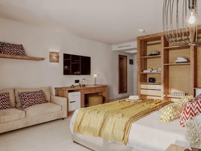 015FEE1A7E0B62A28928C5484430E148