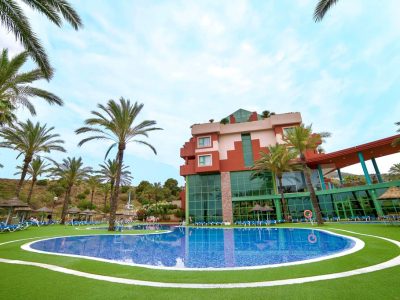 1283403E8008FE534676D71A455B503D