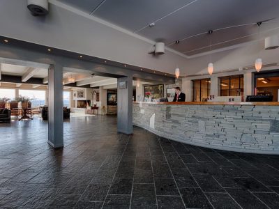 16659639615217B4B820F9E183E6C9A6