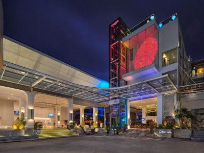 2402EFF176DFB7165446CD3A305A891E