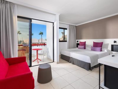 24469245D3952F8BEFC81C7365635557