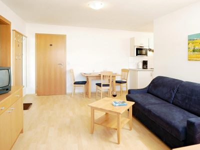 2735D3AE275731324DC7FBAF92858146