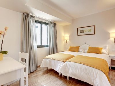 51713DCEDFB8DCD6FE59568F6754A6DC