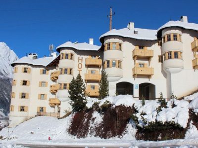 88996A373740F172940715708DA4ABB6