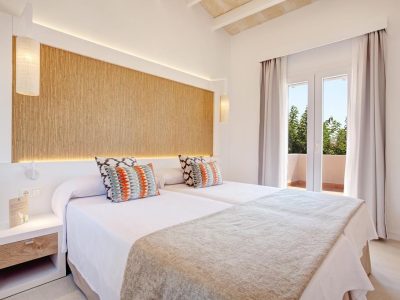 8ADBF7344EDC9D52AF3886A8293C20FC