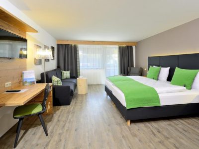 8E8BDBB344A372B34A7B1BC679085567