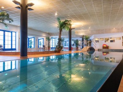 90E867F36E32FAA78B91F6565EBA7598