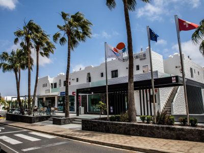 921EAA2D988612BF33187C7A077AB52B