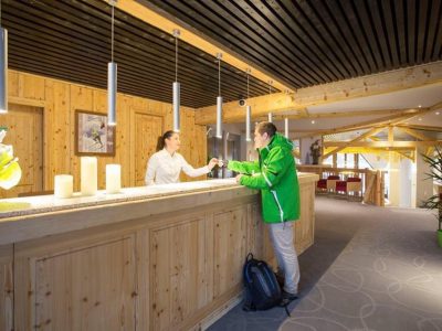 94942EBA8852AD7D2FB80EFBA5707CBE