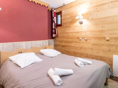 9D10CD4EC92DFA7BC881DE70FCA44DC8