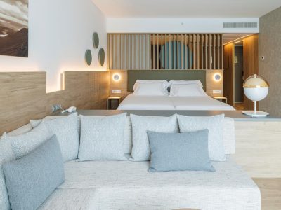 9D1F5BB9657ACB3588E838ECE67CDA52