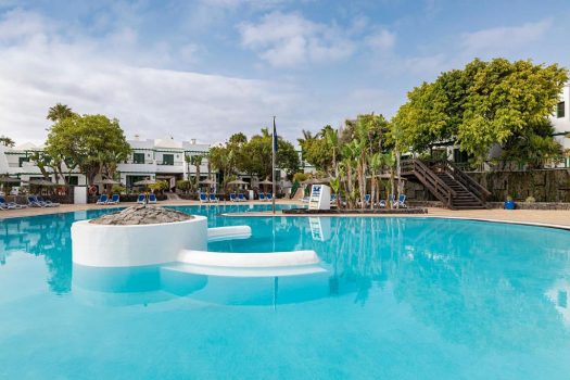 A6E916CF94FD2E4D10ED77BAC3347B9D