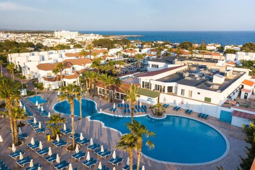 A74FED4644C2676BB1AD3E749AEF945A