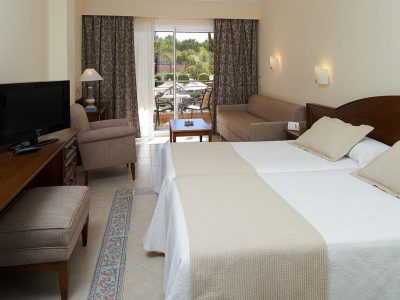 BF16062F44BFB96E3BD4173EBAD2B138