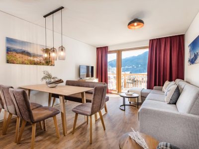 D9F5673F54EBB6B79DD4AF60B0FE0915