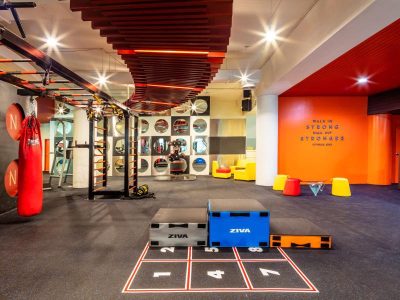 F9JT8J2MR8YJV2URKA1YDH100UNQUWXIWSRJLQHV