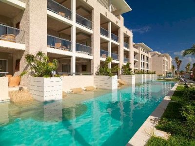 FEHW7087DG6BK2NX4ID5RHPRQNQU9B9J3BATFZEA