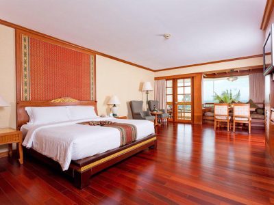 KJYJ6WJ1LG2WZZEC1T4THTU4OEQUNHANLV78WU7G