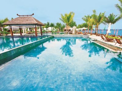 KZJNXUWSJKA0OLLWMR3VC2FD3TEN4XXAUD0S565U