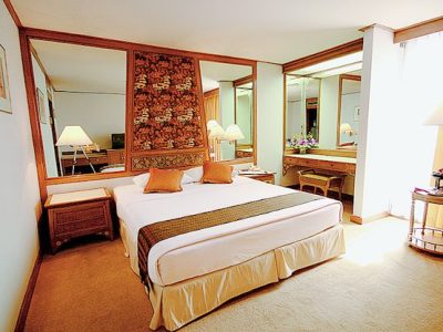 OMXY5YQO07TL4O6350FXJ50VSWIGX5TXD20WENF2