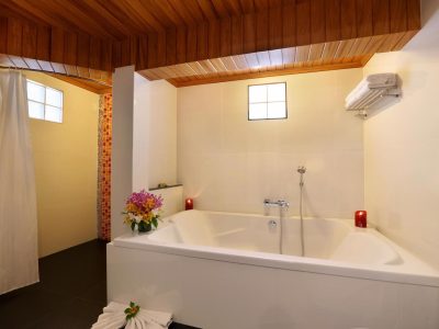 SS7U4T0404UUQ9NERER0NC5O1K83K8SZAS0EHWFO